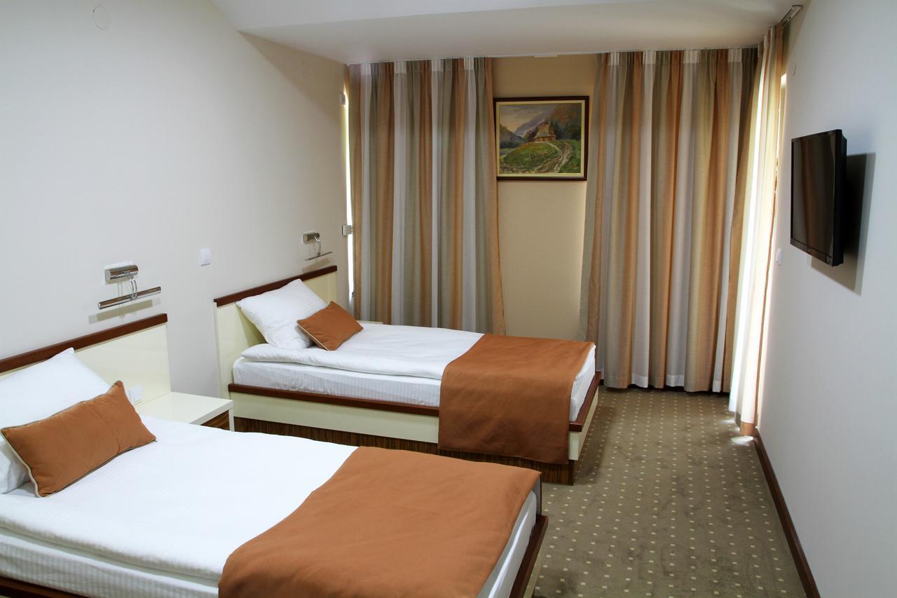 Hotel Radan Prolom Banja Prolomska Banja Kültér fotó